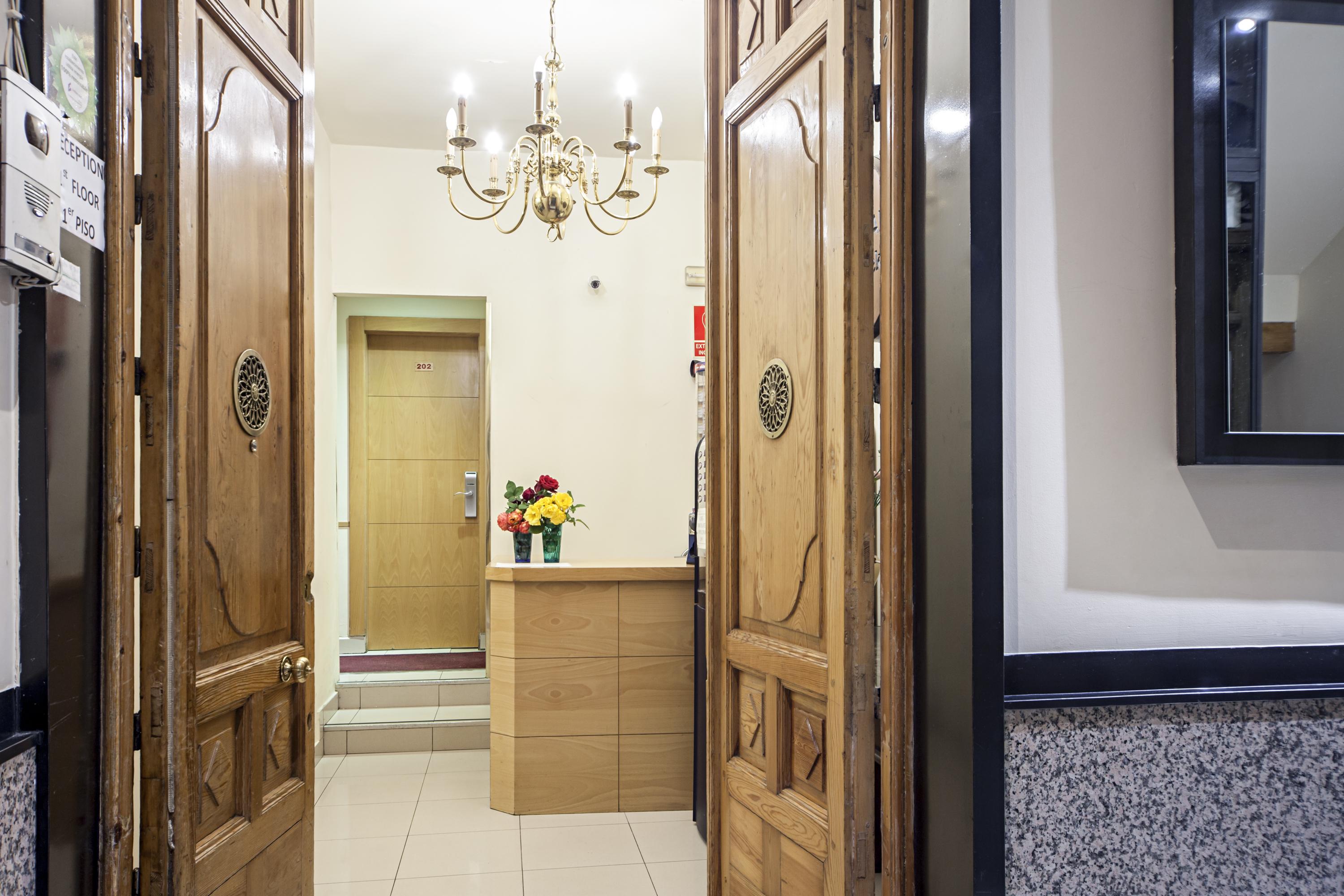 Alterhome Puerta Del Sol V Madrid Exterior foto